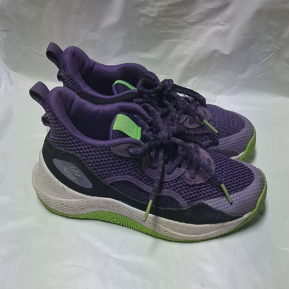 Under Armour Purple and Green Athletic Shoes